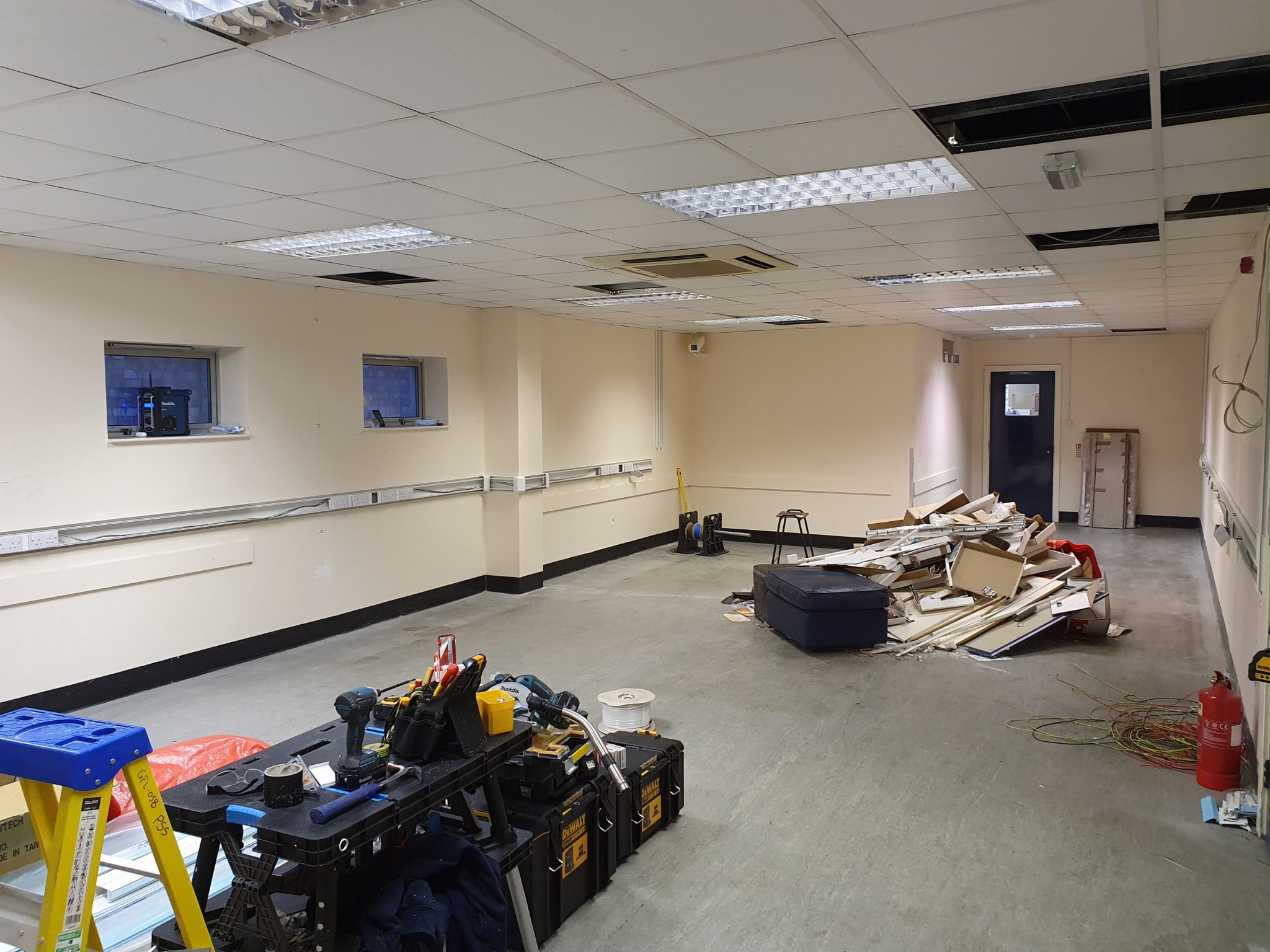 Network Cabling & Electrical Works London - PSS Installations
