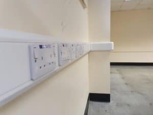 electrical sockets in 3 compartment dado trunking