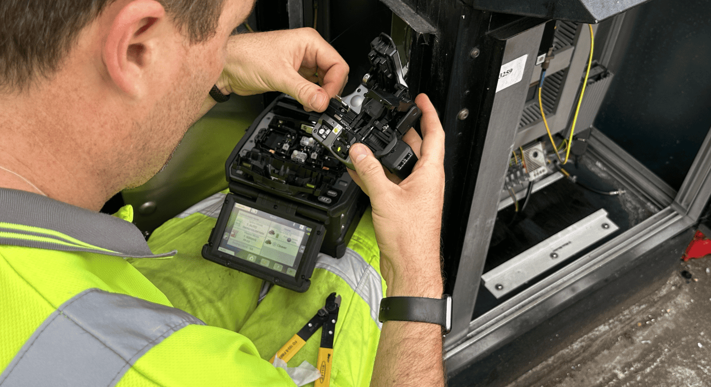 A13 CCTV - Splicing Fibre Cable - PSS Installations Engineer Splicing